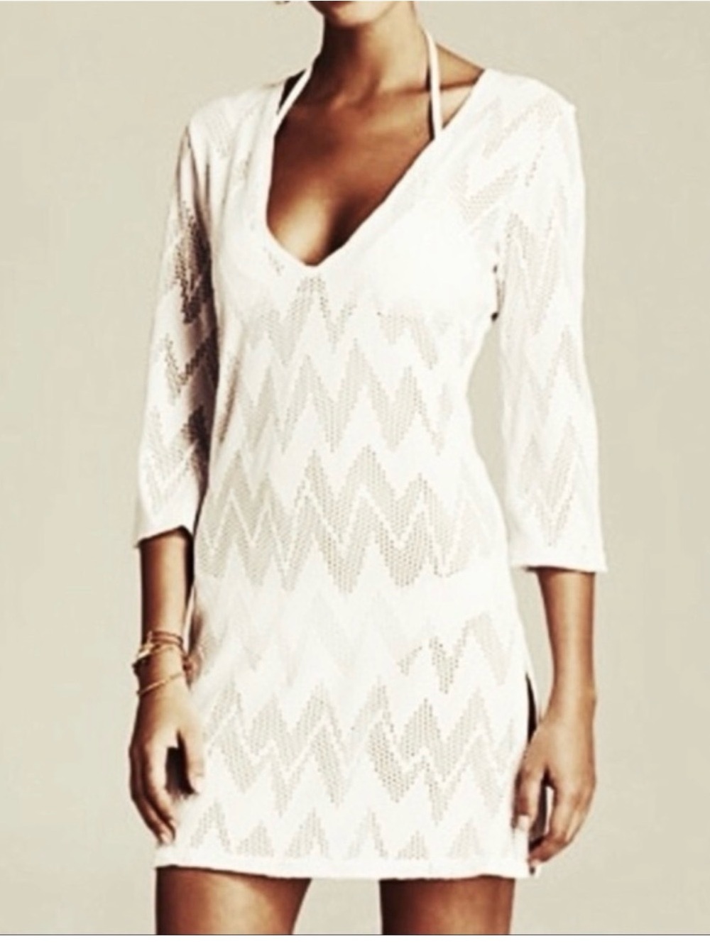 J. Valdi White Open Pointelle V-Neck Tunic/Swim Suit Cover
Size S